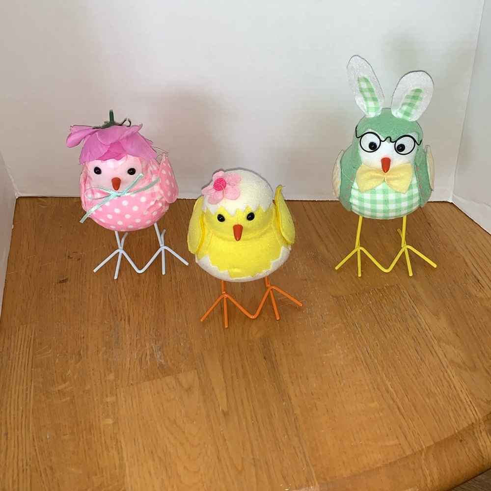 Easter chicks